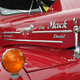 Illustration for article titled Driving An Old Mack Truck Looks Mind-Boggling